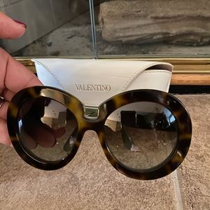 Mint !! Valentino Women Sunglasses